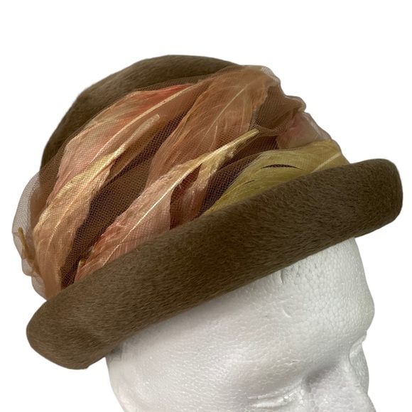 Vintage 1940s Christian Dior Chapeaux Feather Adorned Italian Fur Fedora Style - Picture 9 of 16